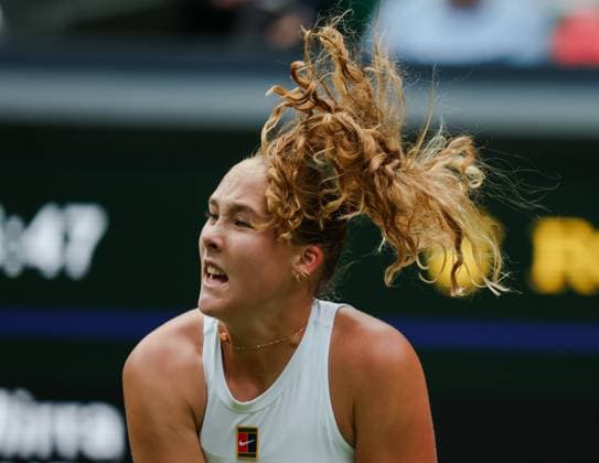 Wimbledon 2025 Day 8 Mirra Andreeva v Emma Navarro Wimbledon Championships 2025 Day 8, 07 07 25 Ladies’ Singles - Round of 16 Centre Court Mirra Andreeva v Emma Navarro Mirra Andreeva in action  Copyright: xMarcxAspland ThexTimesx NINTCHDBPICT001008265989