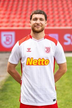 07.07.2025, Fussball, GER, Saison 2025 2026, 3.Liga,Pressetermin, SSV Jahn Regensburg Oscar Schönfelder, SSV Jahn Regensburg; 3. Liga, Portraittermin 2025 2026, DFL REGULATIONS PROHIBIT ANY USE OF PHOTOGRAPHS AS IMAGE SEQUENCES AND OR QUASI-VIDEO.