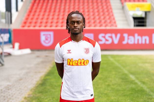 07.07.2025, Fussball, GER, Saison 2025 2026, 3.Liga,Pressetermin, SSV Jahn Regensburg Davis Asante, SSV Jahn Regensburg; 3. Liga, Portraittermin 2025 2026, DFL REGULATIONS PROHIBIT ANY USE OF PHOTOGRAPHS AS IMAGE SEQUENCES AND OR QUASI-VIDEO.