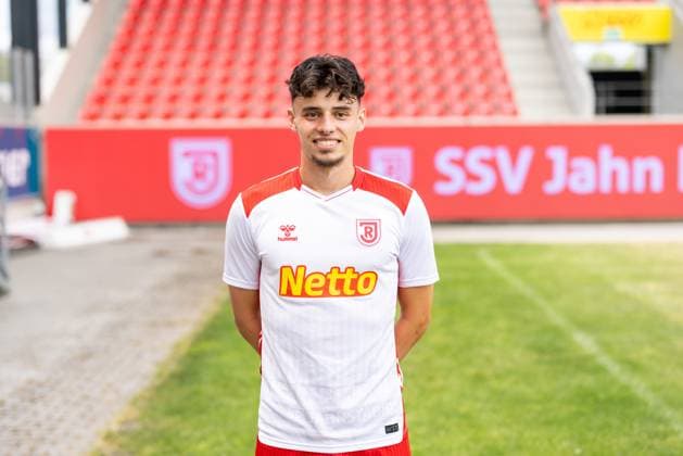 07.07.2025, Fussball, GER, Saison 2025 2026, 3.Liga,Pressetermin, SSV Jahn Regensburg Nicolas Oliveira, SSV Jahn Regensburg; 3. Liga, Portraittermin 2025 2026, DFL REGULATIONS PROHIBIT ANY USE OF PHOTOGRAPHS AS IMAGE SEQUENCES AND OR QUASI-VIDEO.