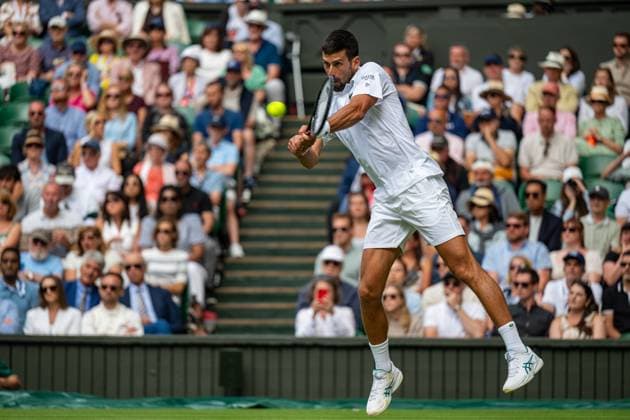 Tennis - Wimbledon Championship 2025 - Day 8 LONDON, ENGLAND - Monday, July 7, 2025: Novak Djokovic (SRB) during the Gentlemen s Singles 4th Round on Day Eight of The Championships Wimbledon 2025 at the All England Lawn Tennis and Croquet Club. Djokovic won 1-6, 6-4, 6-4, 6-4. (Photo by Kirsten Holst Propaganda) LONDON All England Lawn Tennis and Croquet Club GREATER LONDON ENGLAND  Copyright: xKirstenxHolstx 2025-07-07-018-Wimbledon_2025_Day_8