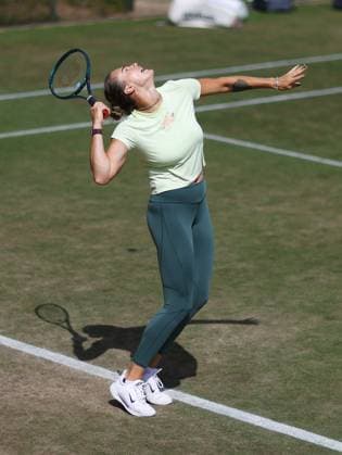 Wimbledon Championships 2025 AELTC, Day Five London, UK - 08 07 2025 Aryna Sabalenka during practice in Aorangi Park ahead of her Quarter Final match against Laura Siegemund (GER) in the 2025 Wimbledon Championships London Wimbledon London GBR, UK NEWSPAPERS OUT Copyright: xMarkxGreenwoodx