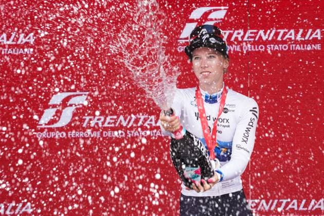 Team Sd Worx - Protime™s Wiebes Lorena celebrates his victory on the podium after winning the during the 3rd stage of the Giro d™Italia Women, from Vezza d™Oglio to Trento, Italy Tuesday, July 08, 2025. - cycling .  Copyright: xMassimoxPaolone Lapressex