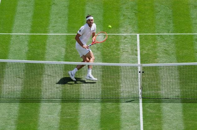 Wimbledon 2025 Taylor Fritz v Karen Khachanov Wimbledon Championships 2025 Day 9, 08 07 25 Gentlemens’ Singles - Quarter Final Court No.1 Taylor Fritz v Karen Khachanov Taylor Fritz in action  Copyright: xMarcxAsplandx NINTCHDBPICT001008451655