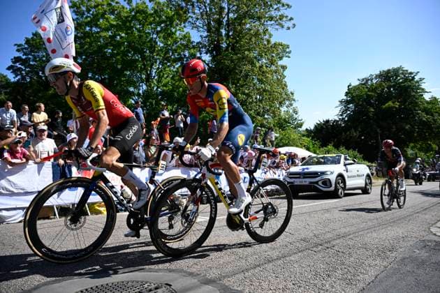 Tour de France 2025 Stage 4 ROUEN, FRANCE - JULY 08 : Buchmann Emanuel (GER) of Cofidis, Nys Thibau (BEL) of Lidl - Trek during stage 4 of the 112th edition of Tour de France an UCI World Tour 2.UWT cycling road race stage for Men Elite of 173 km with start in Amiens Metropole and finish in Rouen on July 8, 2025 in Rouen, France, 08 07 2025 ( Motordriver Kenny Verfaillie - Rouen France  Copyright: xJanxDexMeuleneirx