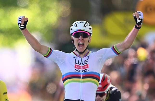 Tour de France 2025 Stage 4 ROUEN, FRANCE - JULY 08 : Pogacar Tadej (SLO) of UAE Team Emirates wins, second place for Van der Poel Mathieu (NED) of Alpecin - Deceuninck, third place for Vingegaard Jonas (DEN) of Team Visma Lease a Bike during stage 4 of the 112th edition of Tour de France an UCI World Tour 2.UWT cycling road race stage for Men Elite of 173 km with start in Amiens Metropole and finish in Rouen on July 8, 2025 in Rouen, France, 08 07 2025 ( Motordriver Kenny Verfaillie - Rouen France  Copyright: xVincentxKalutx