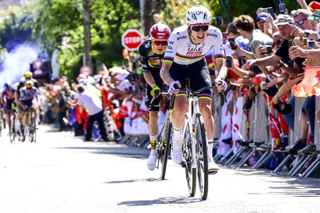Danish Jonas Vingegaard Hansen of Team Visma-Lease a Bike and Slovenian Tadej Pogacar of UAE Team Emirates pictured in action during the fourth stage of the 2025 Tour de France cycling, Amien Metropole - Rouen (173 km), on Tuesday 08 July 2025 in France. The 112th edition of the Tour de France starts on Saturday 5 July in Lille, France, and will finish in Paris, France on the 27th of July. POOLxBERNARDxPAPON  x128710093x