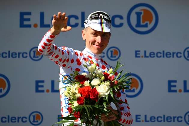 Tour de France 2025 Stage 4 ROUEN, FRANCE - JULY 08 : Pogacar Tadej (SLO) of UAE Team Emirates pictured with the polka dot jersey during the podium ceremony of stage 4 of the 112th edition of Tour de France an UCI World Tour 2.UWT cycling road race stage for Men Elite of 173 km with start in Amiens Metropole and finish in Rouen on July 8, 2025 in Rouen, France, 08 07 2025 ( Motordriver Kenny Verfaillie - Rouen France  Copyright: xVincentxKalutx