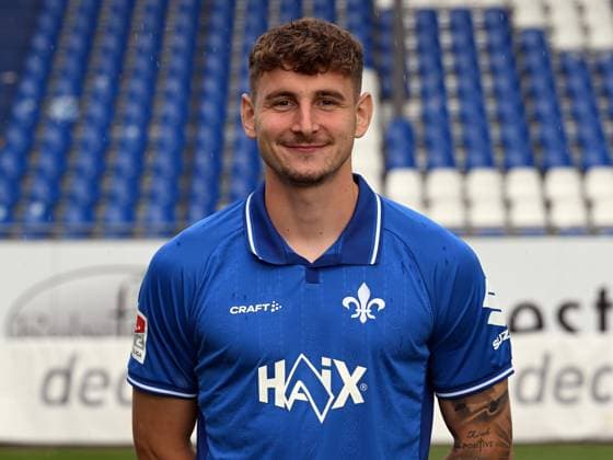 08.07.2025, xjhx, Fussball 2.Bundesliga, SV Darmstadt 98 Fototermin Saison 2025 26, Matej Maglica ; SV Darmstadt 98 2.BL; Porträttermin 2025 2026 Darmstadt *** 08 07 2025, xjhx, Football 2 Bundesliga, SV Darmstadt 98 photo appointment season 2025 26, Matej Maglica SV Darmstadt 98 2 BL portrait appointment 2025 2026 Darmstadt