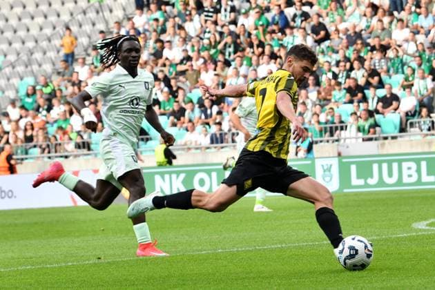 Ljubljana, Slovenia, July 8th 2025: Jorginho of Kairat Almaty (R) in action during the UEFA Champions League, First qualifying round, 1st leg, match between Olimpija Ljubljana and Kairat Almaty at Stadium Stozice, Ljubljana, Slovenia. (Natasa Kupljenik SPP) Copyright: xNatasaxKupljenikx xSPPx spp-en-NaKuSp-NNS_3358