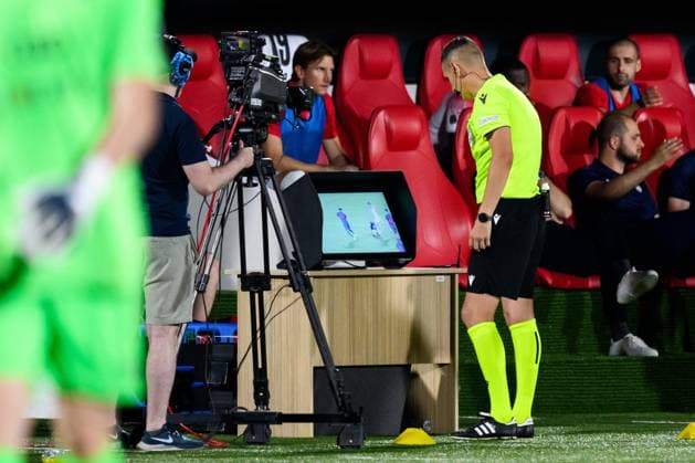 250708 Referee Igor Stojchevski check the VAR screen during the UEFA Champions League qualifier football match between FC Iberia 1999 and Malmö FF on July 8, 2025 in Tbilisi Photo Petter Arvidson BILDBYRAN kod PA PA1053 fotboll football soccer fotball uefa champions league champions league fc iberia malmö ff bbeng kval  Copyright: PETTERxARVIDSON BB250708PA139