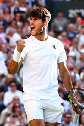 Carlos Alcaraz celebrates victory in his quarter final match Wimbledon Tennis Championships, Day 9, The All England Lawn Tennis and Croquet Club, London, UK - 08 Jul 2025London The All England Lawn Tennis and United Kingdom  Copyright: xJamesxMarsh Shutterstockx 15389336gt