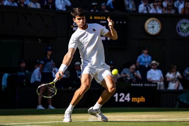 Carlos Alcaraz during his Wimbledon 2025 Men?s Quarter Final tennis match against Cameron Norrie at the All England Tennis Club in London, England (Richard Callis SPP) Copyright: xRichardxCallis SPPx spp-en-RiCa-SPP25_RiCa_08072025_22097
