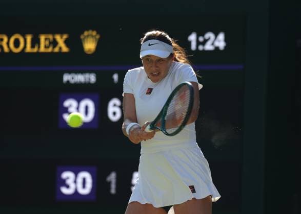 8th July 2025; All England Lawn Tennis and Croquet Club, London, England; Wimbledon Tennis Tournament, Day 9; Amanda Anisimova (USA) with a backhand shot to Anastasia Pavlyuchenkova (RUS)  ActionPlus12811461 JohnxPatrickxFletcher