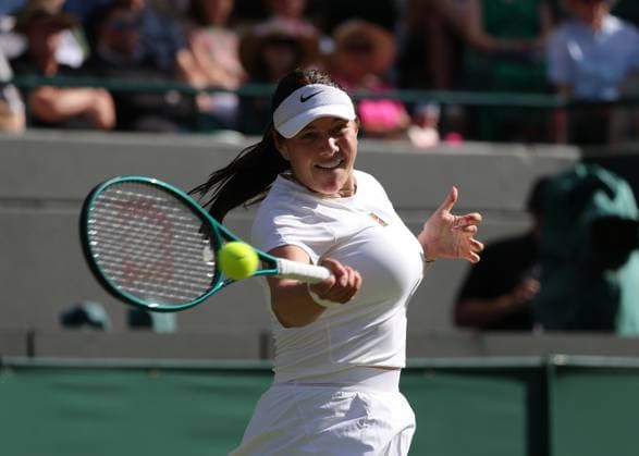 8th July 2025; All England Lawn Tennis and Croquet Club, London, England; Wimbledon Tennis Tournament, Day 9; Amanda Anisimova (USA) with a forehand shot to Anastasia Pavlyuchenkova (RUS)  ActionPlus12811466 JohnxPatrickxFletcher