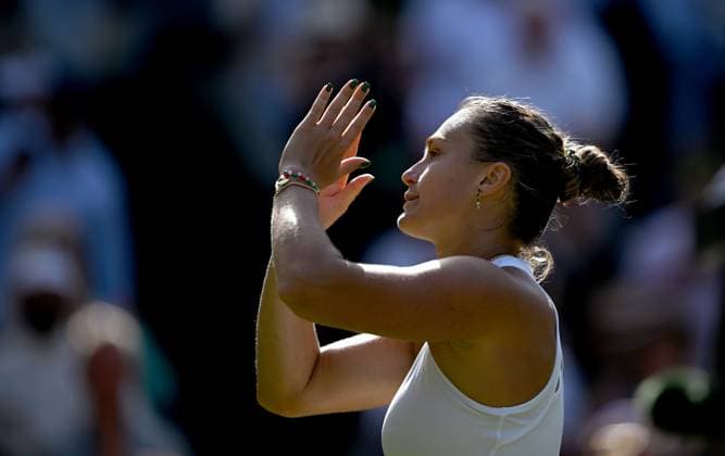 (250709) -- LONDON, July 9, 2025 -- Aryna Sabalenka celebrates after winning the women s singles quarterfinal match between Aryna Sabalenka of Belarus and Laura Siegemund of Germany at the Wimbledon Tennis Championships in London, Britain, July 8, 2025. ) (SP)BRITAIN-LONDON-TENNIS-WIMBLEDON-WOMEN S SINGLES LixYing 