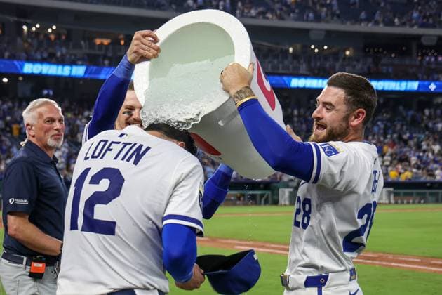 July 8, 2025: Kansas City Royals second baseman Nick Loftin (12) is doused by shortstop Bobby Witt Jr. (7), left, and center fielder Kyle Isbel (28) celebrating Loftin s ninth inning RBI single to score a run for a walk off win over the Pittsburgh Pirates at Kauffman Stadium in Kansas City, MO. CSM Kansas City United States of America - ZUMAc04_ 20250708_zma_c04_087 Copyright: xDavidxSmithx