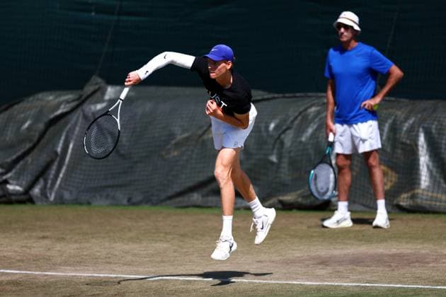 Jannik Sinner on the practice courts Wimbledon Tennis Championships, Day 10, The All England Lawn Tennis and Croquet Club, London, UK - 09 Jul 2025London The All England Lawn Tennis and United Kingdom  Copyright: xJamesxMarsh Shutterstockx 15389394h