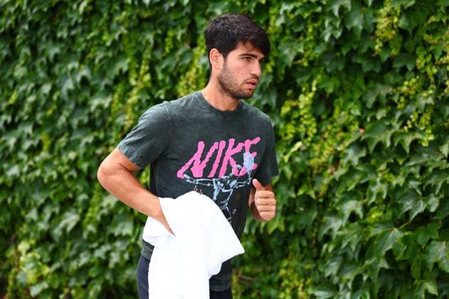 Carlos Alcaraz on the practice courts Wimbledon Tennis Championships, Day 10, The All England Lawn Tennis and Croquet Club, London, UK - 09 Jul 2025London The All England Lawn Tennis and United Kingdom  Copyright: xJamesxMarsh Shutterstockx 15389394k