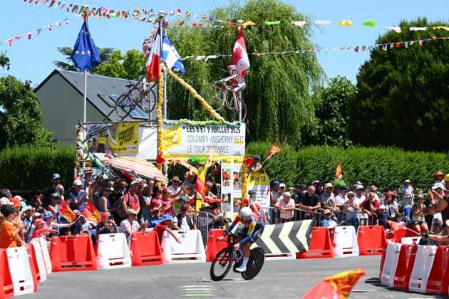 Tour de France 2025 Stage 5 CAEN, FRANCE - JULY 09 : rider of Lidl - Trek during stage 5 of the 112th edition of Tour de France an UCI World Tour 2.UWT Individual Time Trial stage for Men Elite of 33 km with start in Caen and finish in Caen on July 9, 2025 in Caen, France, 09 07 2025 ( Motordriver Kenny Verfaillie - Caen France  Copyright: xVincentxKalutx