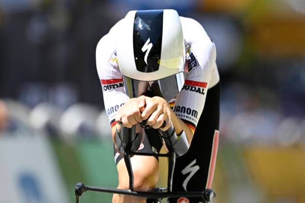 Tour de France 2025 Stage 5 CAEN, FRANCE - JULY 09 : Schachmann Maximilian (GER) of Soudal Quick-Step during stage 5 of the 112th edition of Tour de France an UCI World Tour 2.UWT Individual Time Trial stage for Men Elite of 33 km with start in Caen and finish in Caen on July 9, 2025 in Caen, France, 09 07 2025 ( Motordriver Kenny Verfaillie - Caen France  Copyright: xJanxDexMeuleneirx