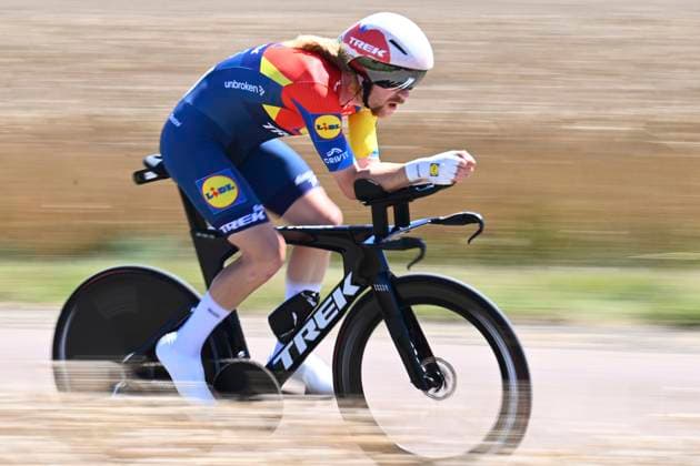 Tour de France 2025 Stage 5 CAEN, FRANCE - JULY 09 : Simmons Quinn (USA) of Lidl - Trek during stage 5 of the 112th edition of Tour de France an UCI World Tour 2.UWT Individual Time Trial stage for Men Elite of 33 km with start in Caen and finish in Caen on July 9, 2025 in Caen, France, 09 07 2025 ( Motordriver Kenny Verfaillie - Caen France  Copyright: xVincentxKalutx