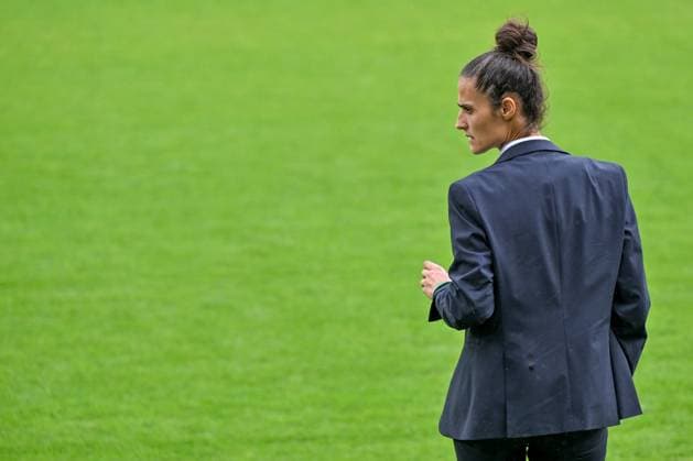 250707 SOCCER WOMEN UEFA WOMENS EURO SPAIN VS BELGIUM Head Coach Montserrat Tome of Spain pictured during the matchday 2 game in group B of the national women football team of Spain against Belgium, called the Red Flames at the Womens Euro 2025 championship in Switzerland , on Wednesday 7 July 2025 in Thun , Switzerland . Photo Sportpix & Isosport David Catry Thun Arena Thun Switzerland  Copyright: xSportpix.bex xDavidxCatryxDavidxCatryx