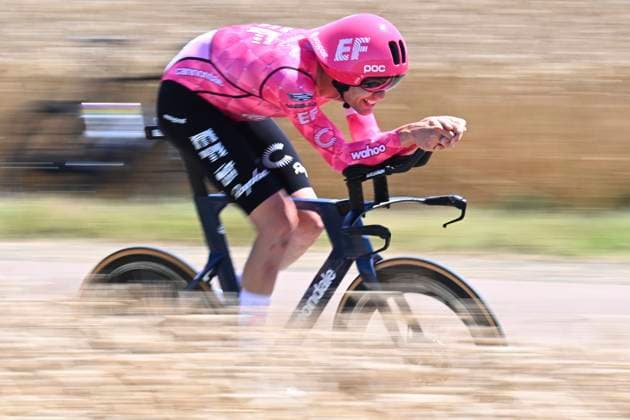 Tour de France 2025 Stage 5 CAEN, FRANCE - JULY 09 : Asgreen Kasper (DEN) of EF Education - Easypost during stage 5 of the 112th edition of Tour de France an UCI World Tour 2.UWT Individual Time Trial stage for Men Elite of 33 km with start in Caen and finish in Caen on July 9, 2025 in Caen, France, 09 07 2025 ( Motordriver Kenny Verfaillie - Caen France  Copyright: xVincentxKalutx