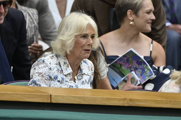 Tennis : Wimbledon -2025 - ITF - Tennis - Wimbledon - ITF - Queen Camilla dans la Royal Box Hugues Grant GB  Copyright: xChryslenexCaillaudx xPznewzx