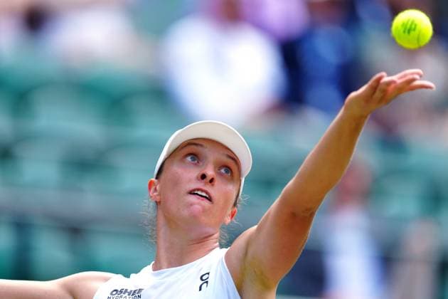 Iga Swiatek during her quarter final match Wimbledon Tennis Championships, Day 10, The All England Lawn Tennis and Croquet Club, London, UK - 09 Jul 2025London The All England Lawn Tennis and United Kingdom  Copyright: xJavierxGarcia Shutterstockx 15389393au