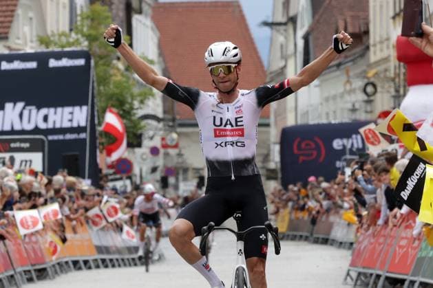 CYCLING - Tour of Austria 2025 STEYR,AUSTRIA,09.JUL.25 - CYCLING - Tour of Austria, stage 1, Steyr - Steyr. Image shows the rejoicing of Felix Grossschartner (AUT UAE TEAM EMIRATES XRG).  GEPAxpictures xWalterxLuger