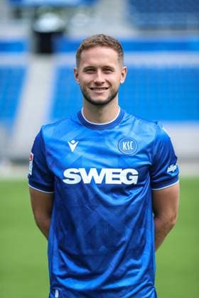 Christoph Kobald Karlsruher SC, 22 , GER, Karlsruher SC KSC, Karlsruhe , Football, 2 Bundesliga, Portaettermin, Spielzeit 2025 2026, 09 07 2025, DFL REGULATIONS PROHIBIT ANY USE OF PHOTOGRAPHS AS IMAGE SEQUENCES AND OR QUASI VIDEO, GER, Karlsruher SC KSC, Karlsruhe , Football, 2 Bundesliga, Portraettermin, Spielzeit 2025 2026, 09 07 2025 Karlsruhe Copyright: xEibner-Pressefoto JanxPrihodax EP_JPA