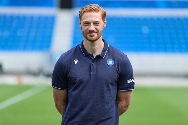 Wendelin Waecker, Karlsruher SC Rehatrainer, GER, Karlsruher SC KSC, Karlsruhe , Football, 2 Bundesliga, Portaettermin, Spielzeit 2025 2026, 09 07 2025, DFL REGULATIONS PROHIBIT ANY USE OF PHOTOGRAPHS AS IMAGE SEQUENCES AND OR QUASI VIDEO, GER, Karlsruher SC KSC, Karlsruhe , Football, 2 Bundesliga, Portraettermin, Spielzeit 2025 2026, 09 07 2025 Karlsruhe Copyright: xEibner-Pressefoto JanxPrihodax EP_JPA