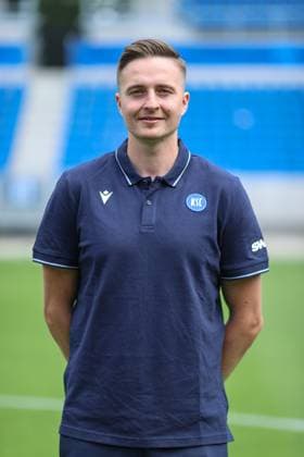 Sebastian Saglimbeni Karlsruher SC Spielanalyst, GER, Karlsruher SC KSC, Karlsruhe , Football, 2 Bundesliga, Portaettermin, Spielzeit 2025 2026, 09 07 2025, DFL REGULATIONS PROHIBIT ANY USE OF PHOTOGRAPHS AS IMAGE SEQUENCES AND OR QUASI VIDEO, GER, Karlsruher SC KSC, Karlsruhe , Football, 2 Bundesliga, Portraettermin, Spielzeit 2025 2026, 09 07 2025 Karlsruhe Copyright: xEibner-Pressefoto JanxPrihodax EP_JPA