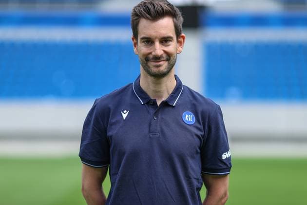 Marius Emnet Karlsruher SC Physiotherapist, GER, Karlsruher SC KSC, Karlsruhe , Football, 2 Bundesliga, Portaettermin, Season 2025 2026, 09 07 2025, DFL REGULATIONS PROHIBIT ANY USE OF PHOTOGRAPHS AS IMAGE SEQUENCES AND OR QUASI VIDEO, GER, Karlsruher SC KSC, Karlsruhe , Football, 2 Bundesliga, Portraettermin, Season 2025 2026, 09 07 2025 Karlsruhe Copyright: xEibner-Pressefoto JanxPrihodax EP_JPA