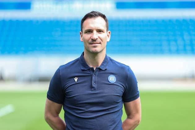 Mario Eggimann Karlsruher SC, Geschaeftsfuehrer Sport , GER, Karlsruher SC KSC, Karlsruhe , Football, 2 Bundesliga, Portaettermin, Spielzeit 2025 2026, 09 07 2025, DFL REGULATIONS PROHIBIT ANY USE OF PHOTOGRAPHS AS IMAGE SEQUENCES AND OR QUASI VIDEO, GER, Karlsruher SC KSC, Karlsruhe , Football, 2 Bundesliga, Portraettermin, Spielzeit 2025 2026, 09 07 2025 Karlsruhe Copyright: xEibner-Pressefoto JanxPrihodax EP_JPA