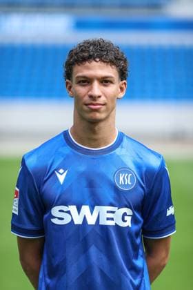 Louey Ben Farhat Karlsruher SC, 19 , GER, Karlsruher SC KSC, Karlsruhe , Football, 2 Bundesliga, Portaettermin, Spielzeit 2025 2026, 09 07 2025, DFL REGULATIONS PROHIBIT ANY USE OF PHOTOGRAPHS AS IMAGE SEQUENCES AND OR QUASI VIDEO, GER, Karlsruher SC KSC, Karlsruhe , Football, 2 Bundesliga, Portraettermin, Spielzeit 2025 2026, 09 07 2025 Karlsruhe Copyright: xEibner-Pressefoto JanxPrihodax EP_JPA