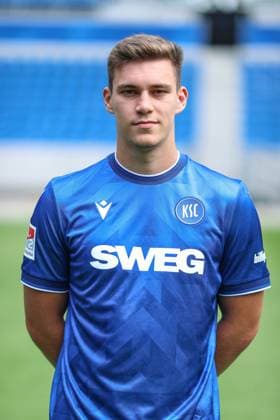 Marcel Beifus Karlsruher SC, 04 , GER, Karlsruher SC KSC, Karlsruhe , Football, 2 Bundesliga, Portaettermin, Spielzeit 2025 2026, 09 07 2025, DFL REGULATIONS PROHIBIT ANY USE OF PHOTOGRAPHS AS IMAGE SEQUENCES AND OR QUASI VIDEO, GER, Karlsruher SC KSC, Karlsruhe , Football, 2 Bundesliga, Portraettermin, Spielzeit 2025 2026, 09 07 2025 Karlsruhe Copyright: xEibner-Pressefoto JanxPrihodax EP_JPA