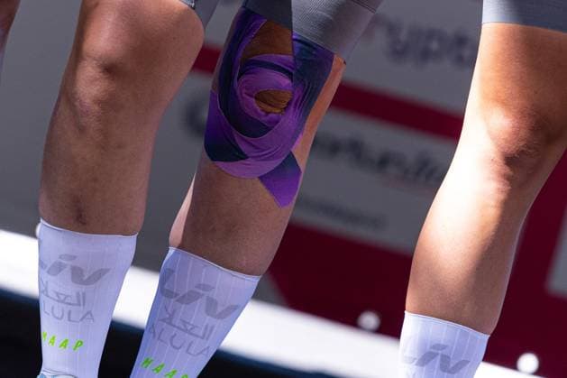 Liv Alula branded tape during Giro d Italia Women - Stage 4 - Castello Tesino Pianezze, Giro d Italia race in Pianezze, Italy, July 09 2025  Copyright: xTommasoxBerardi IPAxSportx xipa-agency.netx xx IPA_60192139 IPA_Agency_IPA60192139