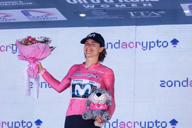 Marlene Reusser gets the Pink Jersey in Pianezze during Giro d Italia Women - Stage 4 - Castello Tesino Pianezze, Giro d Italia race in Pianezze, Italy, July 09 2025  Copyright: xTommasoxBerardi IPAxSportx xipa-agency.netx xx IPA_60192318 IPA_Agency_IPA60192318