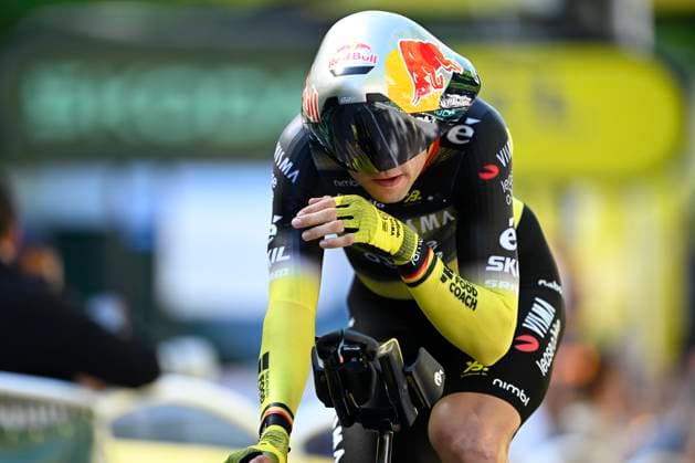 Tour de France 2025 Stage 5 CAEN, FRANCE - JULY 09 : Van Aert Wout (BEL) of Team Visma Lease a Bike during stage 5 of the 112th edition of Tour de France an UCI World Tour 2.UWT Individual Time Trial stage for Men Elite of 33 km with start in Caen and finish in Caen on July 9, 2025 in Caen, France, 09 07 2025 ( Motordriver Kenny Verfaillie - Caen France  Copyright: xJanxDexMeuleneirx