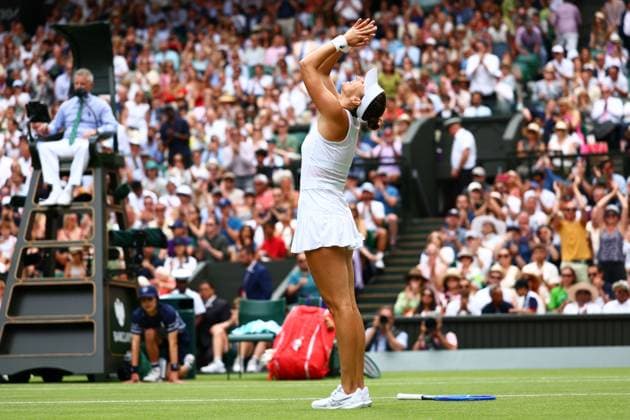 Belinda Bencic wins her Quarter Final match Wimbledon Tennis Championships, Day 10, The All England Lawn Tennis and Croquet Club, London, UK - 09 Jul 2025London The All England Lawn Tennis and United Kingdom  Copyright: xJamesxMarsh Shutterstockx 15389394bp