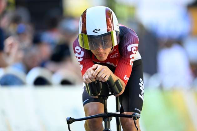 Tour de France 2025 Stage 5 CAEN, FRANCE - JULY 09 : Berckmoes Jenno (BEL) of Lotto during stage 5 of the 112th edition of Tour de France an UCI World Tour 2.UWT Individual Time Trial stage for Men Elite of 33 km with start in Caen and finish in Caen on July 9, 2025 in Caen, France, 09 07 2025 ( Motordriver Kenny Verfaillie - Caen France  Copyright: xJanxDexMeuleneirx