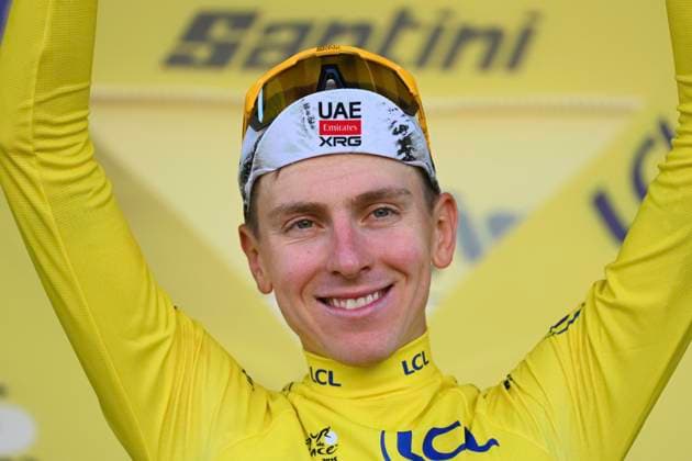 Tour de France 2025 Stage 5 CAEN, FRANCE - JULY 09 : Pogacar Tadej (SLO) of UAE Team Emirates pictured with the yellow jersey during the podium ceremony of stage 5 of the 112th edition of Tour de France an UCI World Tour 2.UWT Individual Time Trial stage for Men Elite of 33 km with start in Caen and finish in Caen on July 9, 2025 in Caen, France, 09 07 2025 ( Motordriver Kenny Verfaillie - Caen France  Copyright: xVincentxKalutx
