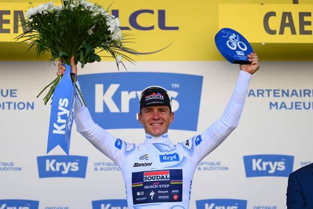 Tour de France 2025 Stage 5 CAEN, FRANCE - JULY 09 : Evenepoel Remco (BEL) of Soudal Quick-Step pictured with the white jersey during the podium ceremony of stage 5 of the 112th edition of Tour de France an UCI World Tour 2.UWT Individual Time Trial stage for Men Elite of 33 km with start in Caen and finish in Caen on July 9, 2025 in Caen, France, 09 07 2025 ( Motordriver Kenny Verfaillie - Caen France  Copyright: xVincentxKalutx