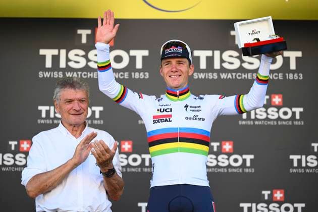 Tour de France 2025 Stage 5 CAEN, FRANCE - JULY 09 : Bernard Thevenet and Evenepoel Remco (BEL) of Soudal Quick-Step pictured during the podium ceremony of stage 5 of the 112th edition of Tour de France an UCI World Tour 2.UWT Individual Time Trial stage for Men Elite of 33 km with start in Caen and finish in Caen on July 9, 2025 in Caen, France, 09 07 2025 ( Motordriver Kenny Verfaillie - Caen France  Copyright: xVincentxKalutx