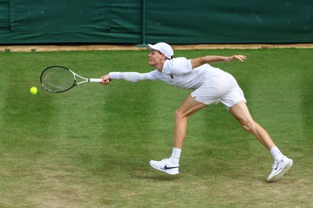Jannik Sinner during his Quarter Final match Wimbledon Tennis Championships, Day 10, The All England Lawn Tennis and Croquet Club, London, UK - 09 Jul 2025London The All England Lawn Tennis and United Kingdom  Copyright: xEllaxLing Shutterstockx 15389395bo