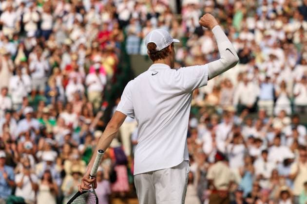 Jannik Sinner wins his Quarter Final match Wimbledon Tennis Championships, Day 10, The All England Lawn Tennis and Croquet Club, London, UK - 09 Jul 2025London The All England Lawn Tennis and United Kingdom  Copyright: xEllaxLing Shutterstockx 15389395bx