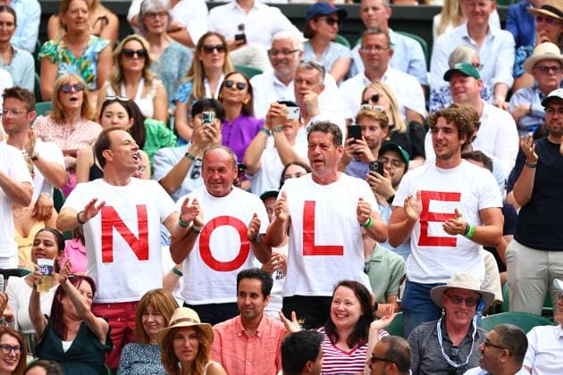 Novak Djokovic fans during his Quarter Final match Wimbledon Tennis Championships, Day 10, The All England Lawn Tennis and Croquet Club, London, UK - 09 Jul 2025London The All England Lawn Tennis and United Kingdom  Copyright: xJamesxMarsh Shutterstockx 15389394fd