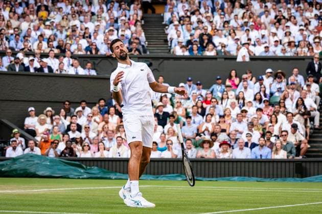 Novak Djokovic throws his racket during his Wimbledon 2025 Men s Quarter Final tennis match against Flavio Cobolli at the All England Tennis Club in London, England. (Richard Callis Sports Press Photo SPP) Copyright: xRichardxCallis SportsxPressxPhotox xSPPx spp-en-RiCaPrPh-SPP25_richiecallis_09072025_22602